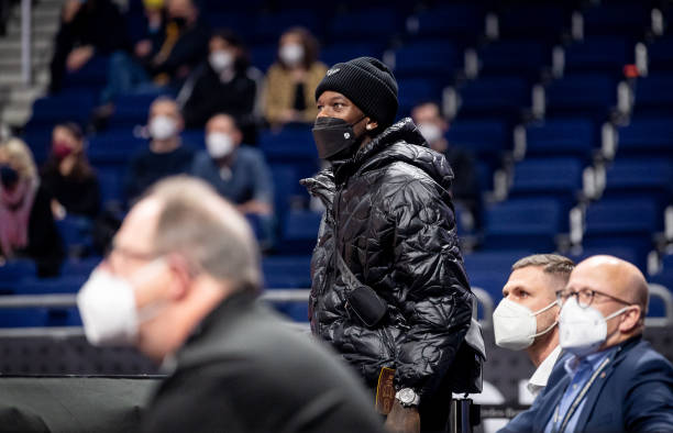 参赛队数提 参赛队数提