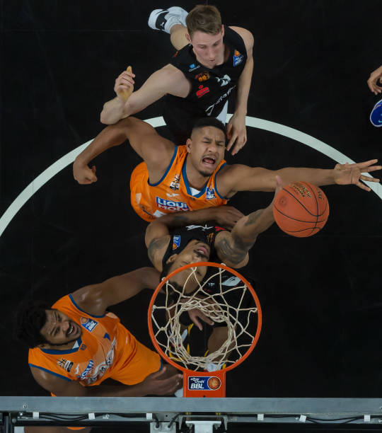 压迫性防守 压迫性防守