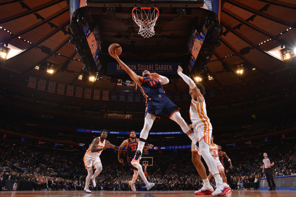 使对方防线 使对方防线