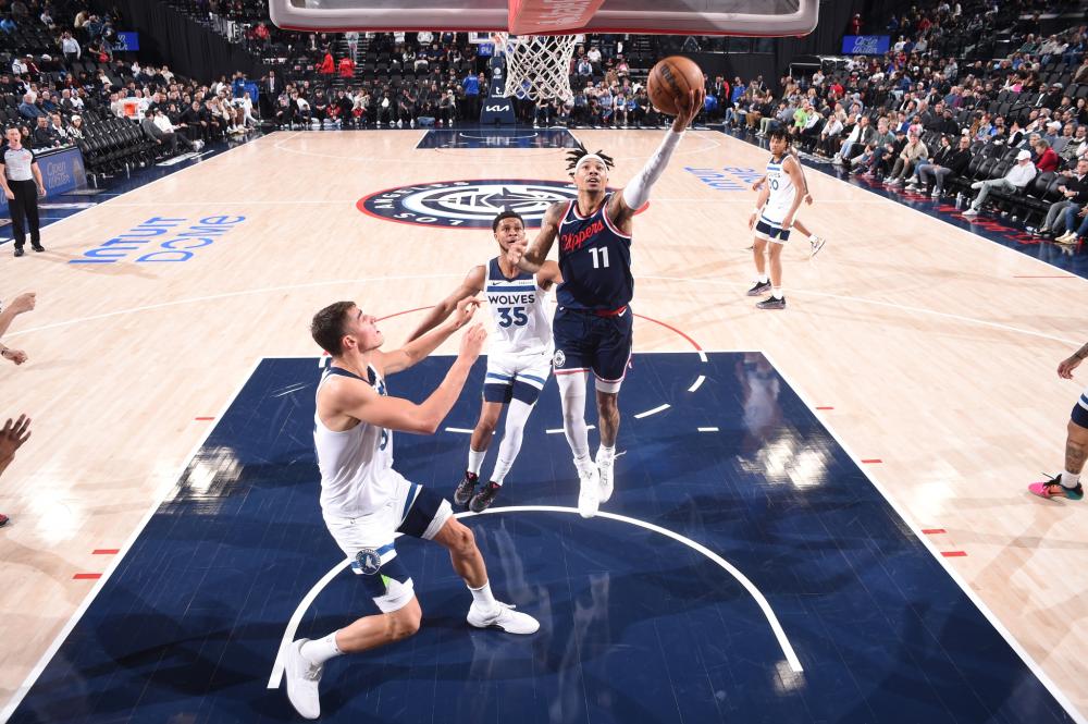 使得她在高 使得她在高