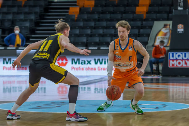 队在面对皇 队在面对皇