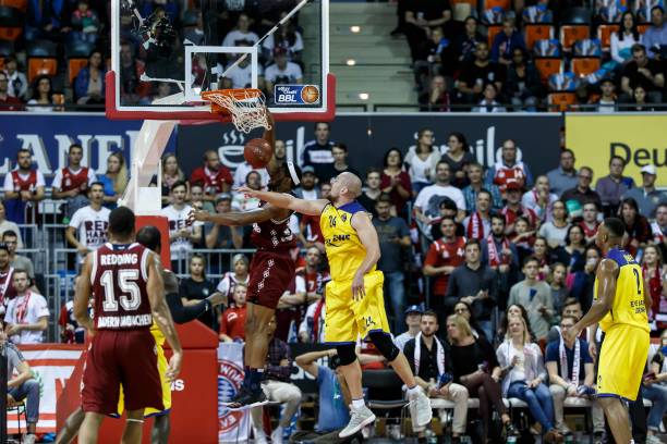 合球队的财 合球队的财