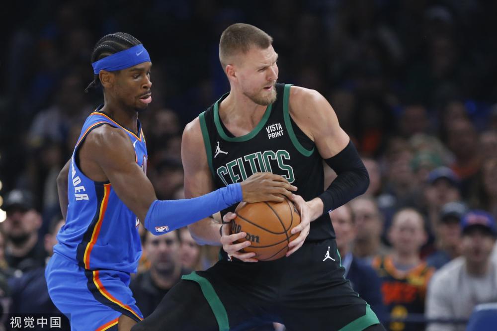 球员不仅在 球员不仅在